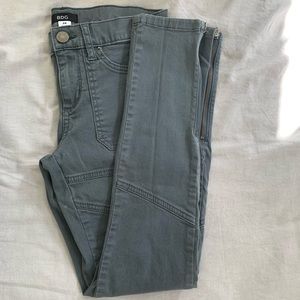 BDG skinny utility pants (size 26)